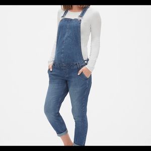Gap Maternity Overalls NWT